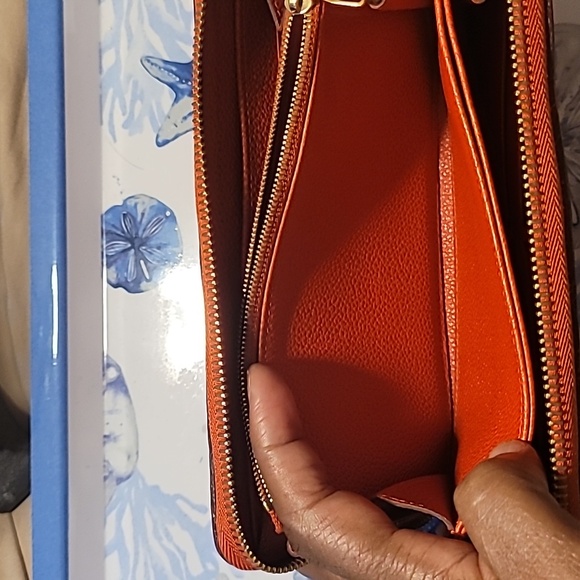 LOUIS VUITTON EMPRIENTE Zip around wallet./ box and dustbag included. - Picture 8 of 15